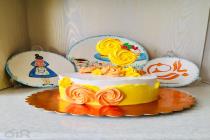 تولید و فروش انواع کیک خانگی باران