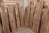 چوب صادقی 09159787181 در بجنورد، خرید و فروش چوب گردو در بجنورد، خرید و فروش تخصصی چوب بجنورد، خرید چوب با قیمت بالا در بجنورد، خرید و فروش نقدی چوب بجنورد