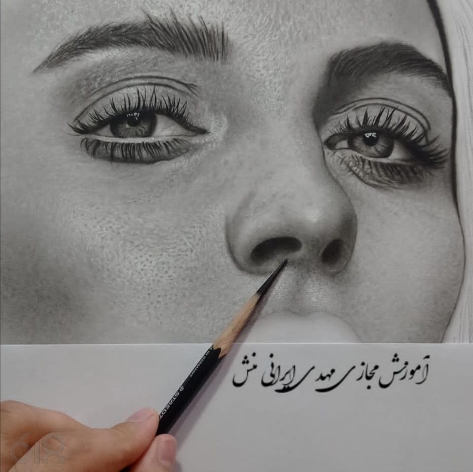 آموزش و سفارش نقاشی چهره تکنیک سیاه قلم، پاستل و رنگ روغن مهدی ایرانی منش