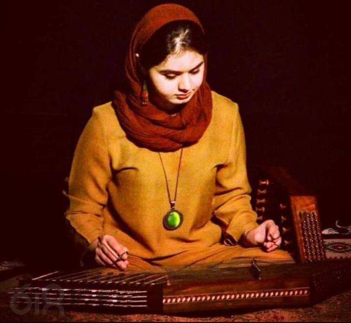 مریم خوشابی مدرس تخصصی سنتور و موسیقی کودک در تهران