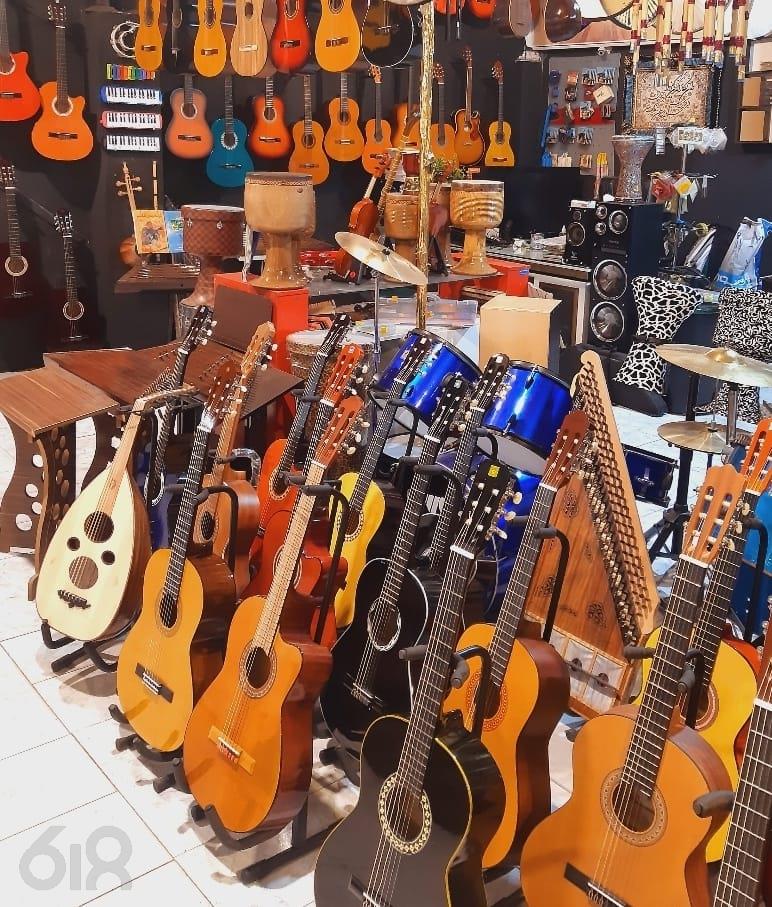 گالری موسیقی فرهام, فروش اقساطی و آموزش تخصصی گیتار و سایر ادوات موسیقی ایرانی و خارجی در مشهد