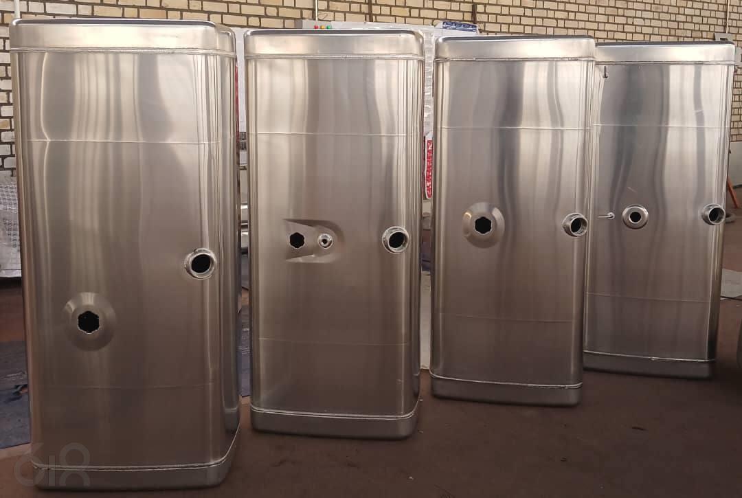 مجموعه باک سازی 2002 در یزد، بهترین خدمات باک سازی در شهرک صنعتی اردکان یزد، سازنده مخازن سوخت کامیون و کامیونت در یزد، تولید و نصب باک آلومینیومی در یزد