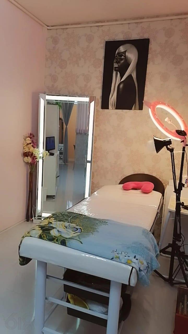 سالن زیبایی پریسا آموزش و ارائه خدمات تخصصی اکستنشن مژه در مشهد